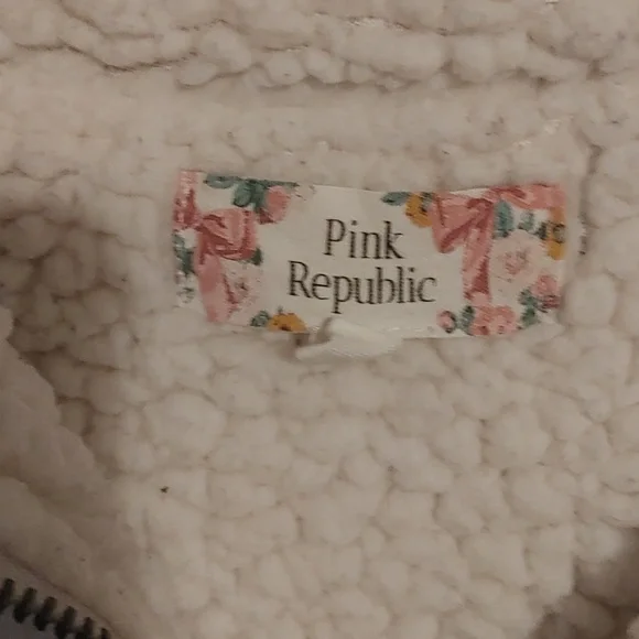 Pink Republic Cream Sherpa Pullover Sz XS Striped Elbow Detail Soft 3/4 Zip Up - Picture 2 of 4